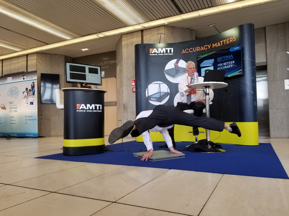 Straddle planche on the AMTI force and motion platforms at the ECSS 2019
